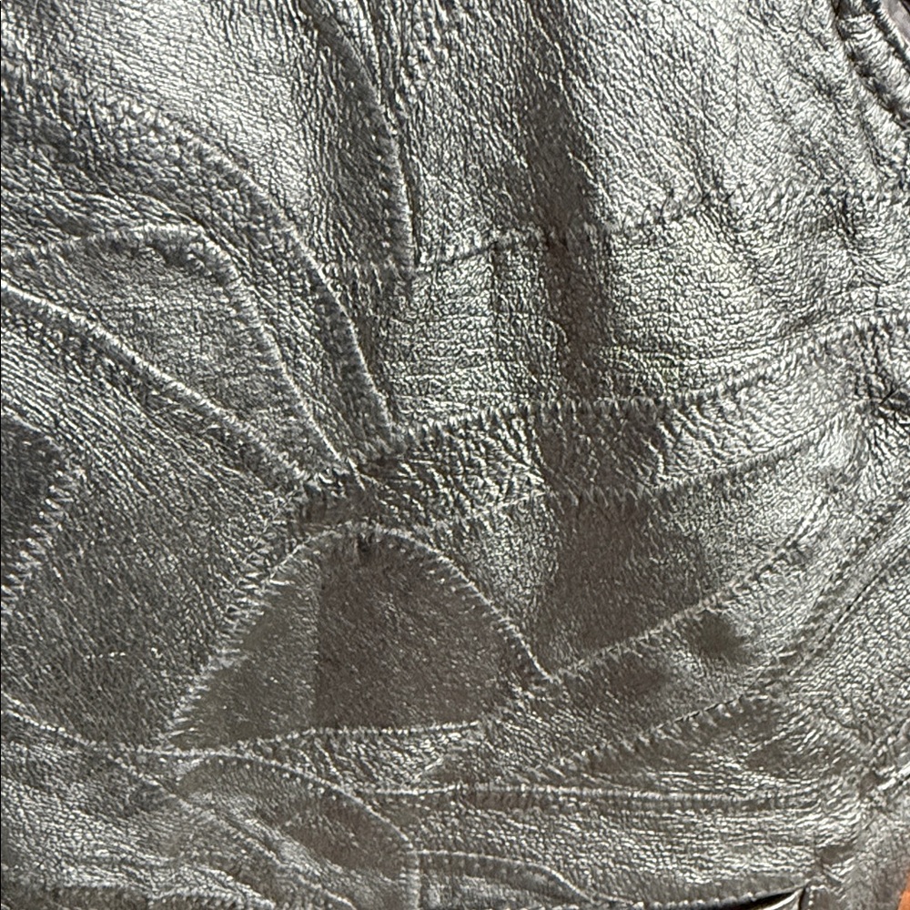 Genuine Leather Black Patchwork Snap Distressed V… - image 7